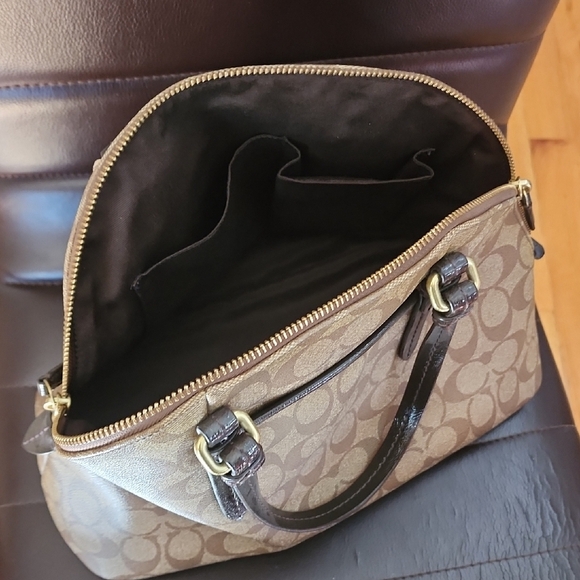 Coach Tan and Black Signature Satchel Slightly Used. - Picture 4 of 6